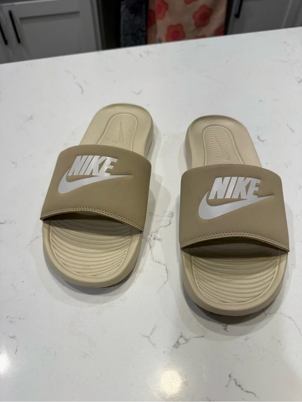 Nike Men's Victori One Slides - Limestone Tan size 8